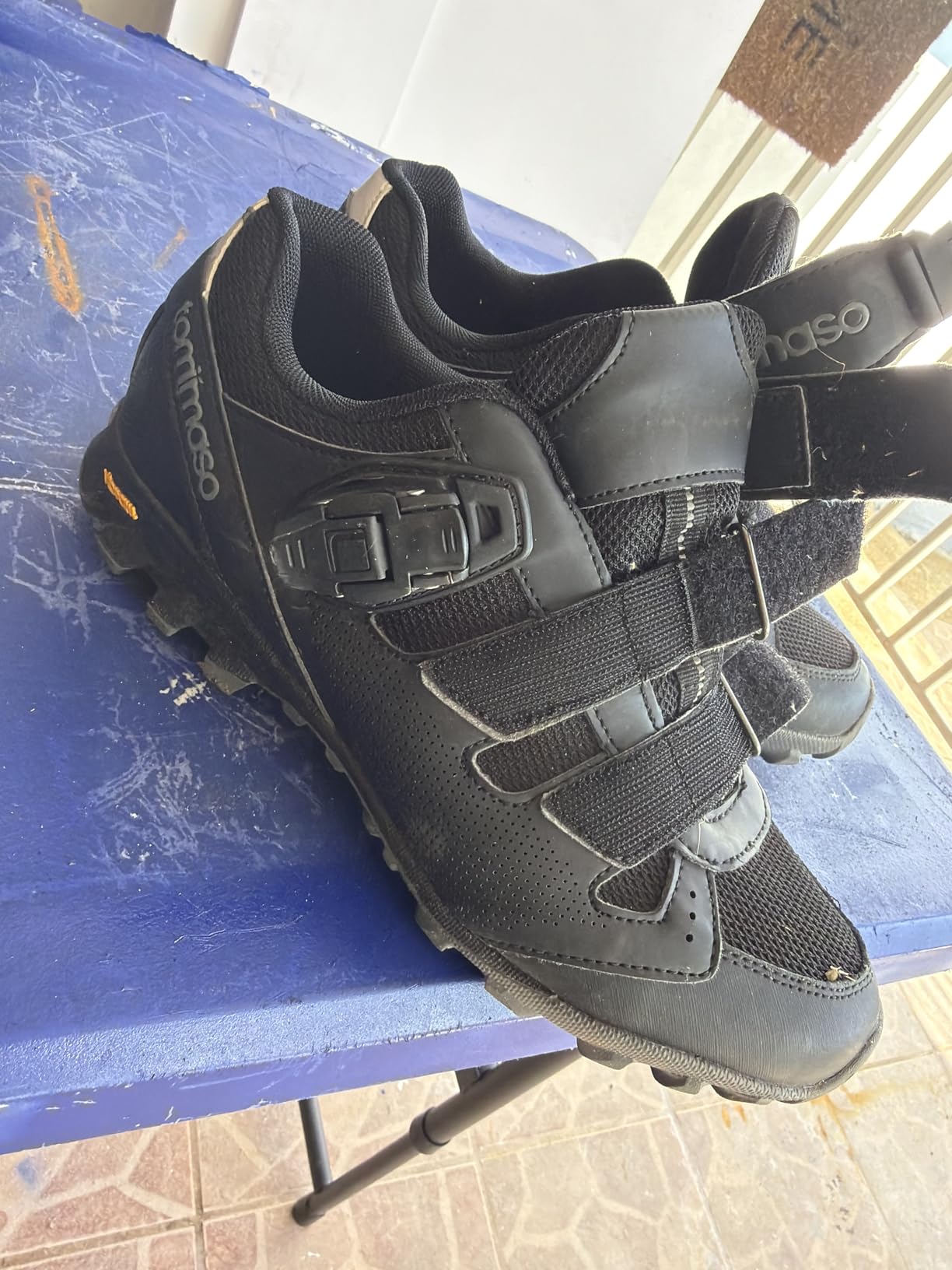 Tommaso Mens Cycling Shoes – SPD Compatible Outdoor, MTB, Gravel & Mountain Bike Shoes – Walkable Design – Cleats Not Included customer photo 1