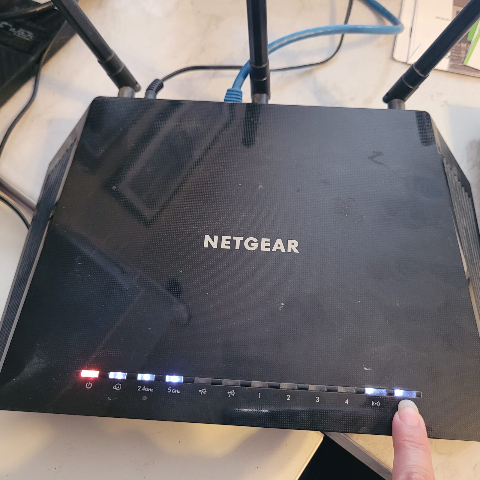 NETGEAR WiFi Extender EX5000, up to 1,500 sq ft, 1.2 Gbps customer photo 2