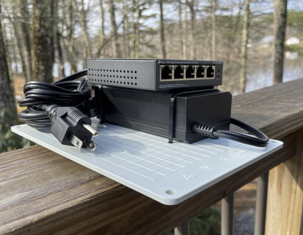 TP-Link TL-SG1218MPE 16 Port Gigabit Switch Easy Smart Managed 16 PoE+ @250W, 2 non-PoE ports, 2 combo SFP slots 3 Year Manufacturer Warranty QoS, Vlan, IGMP & LAG, Free Expert Help customer photo 2