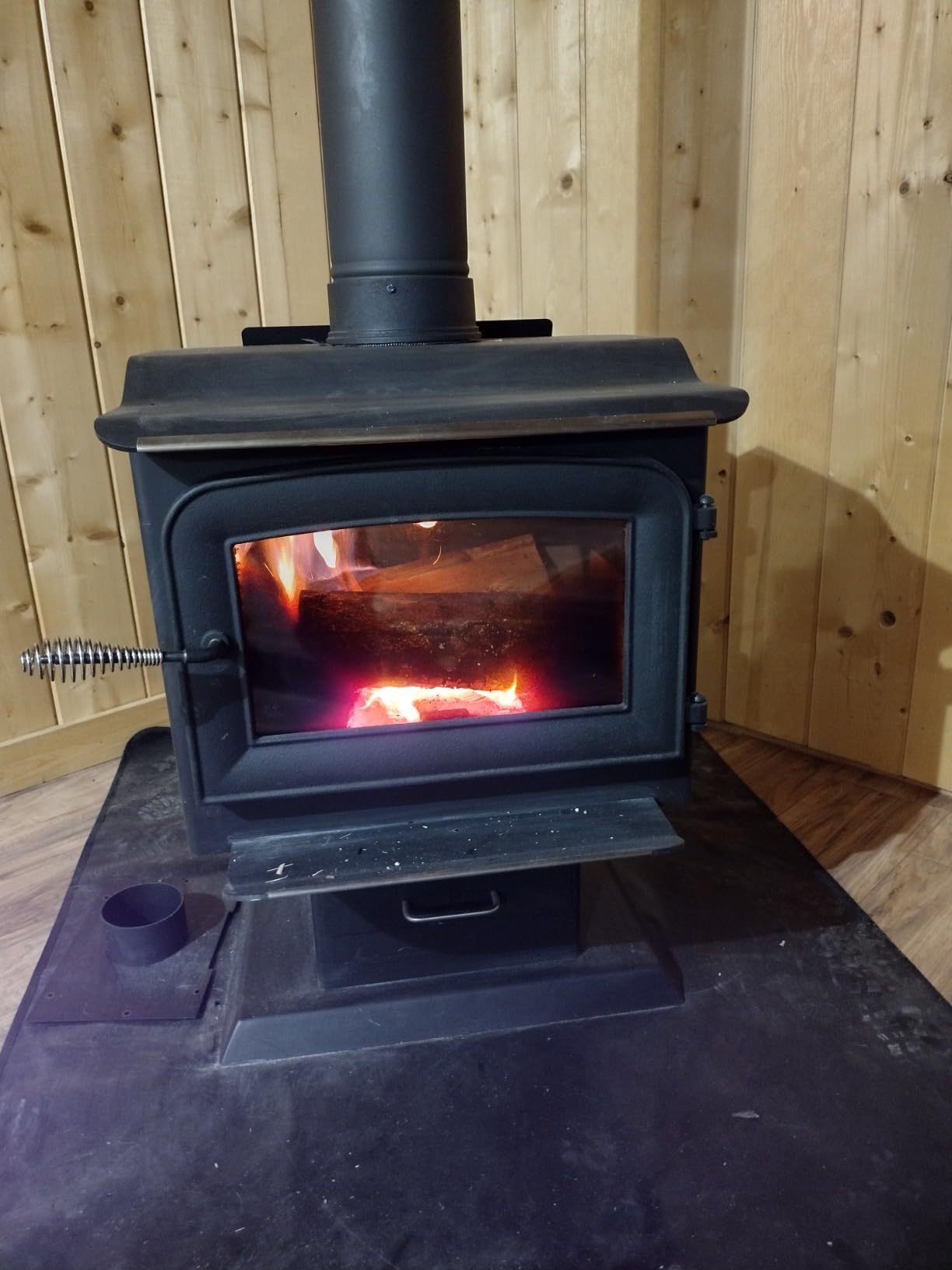 Ashley Hearth AW1120E-P 1,200 sqft Wood Stove with Legs and Pedestal customer photo 2