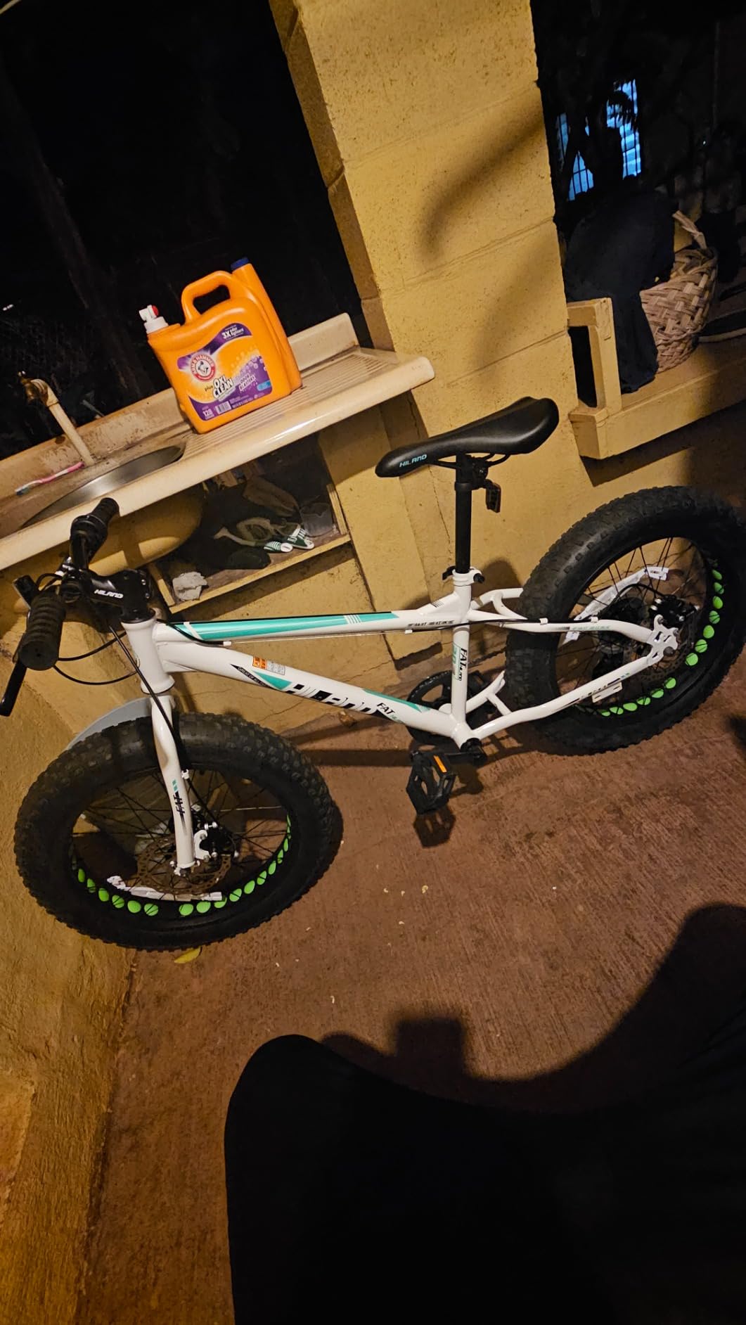 Hiland 20 Inch Kids' Bicycles Fat Tire Mountain Bike for Boys and Girls Age 5 + Years, Shimano 7-Speed, Dual-Disc Brake,Kids Beach and Snow Bicycle customer photo 1