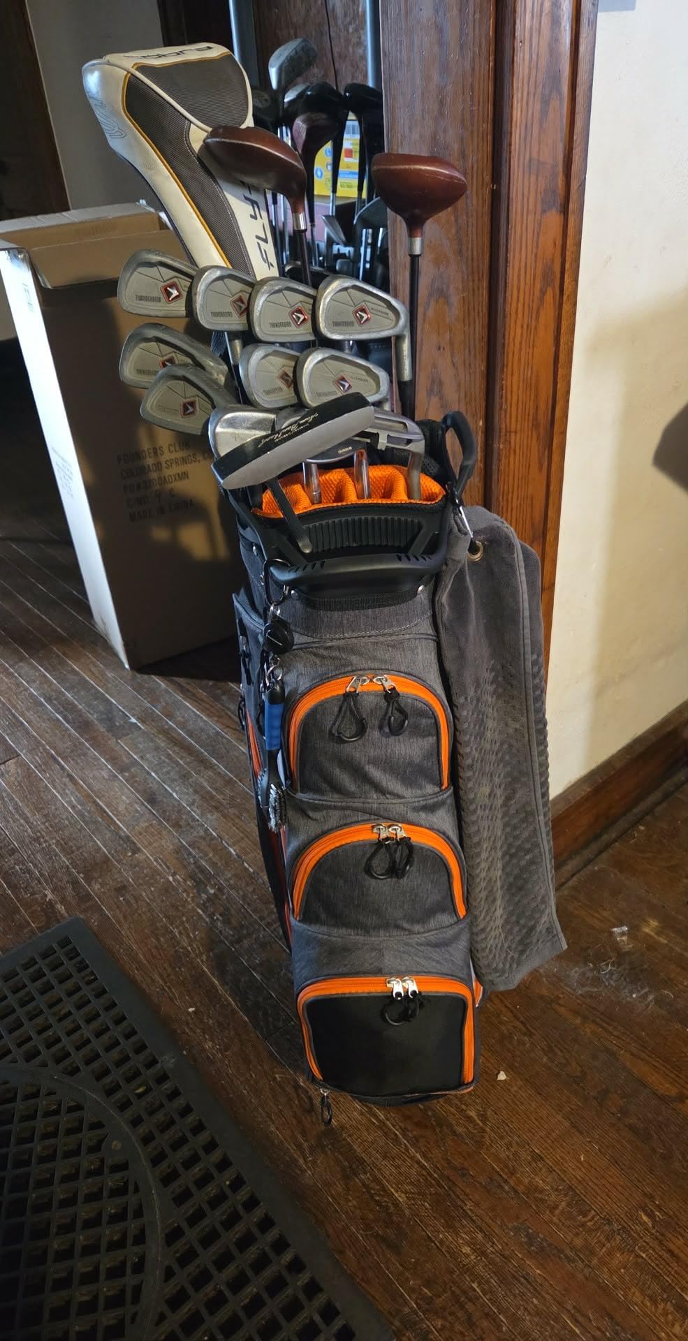 Founders Club Franklin Golf Push Cart Bag -Riding Cart Bag -Full Bag Rain Cover -Secure Push Cart Base -Light Weight -15 Way Full Length Divider-External Putter Tube-Embroidery Panel customer photo 2