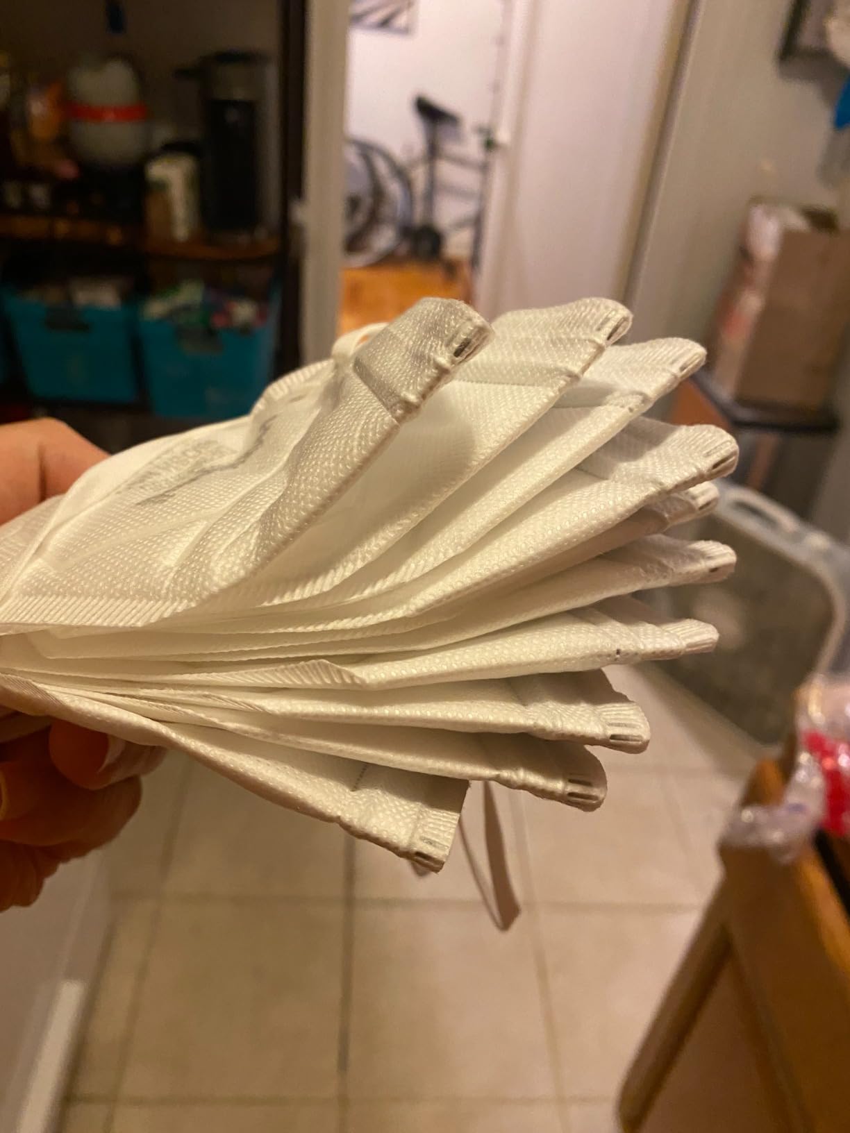 Honeywell DF300 N95 Flatfold Disposable Respirator customer photo 2