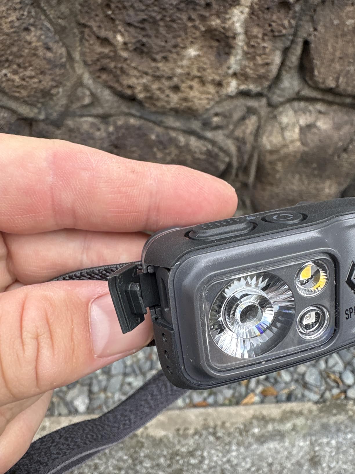 BLACK DIAMOND Spot 400-R Headlamp, Rechargeable, Dimmable, Bright, Graphite customer photo 2