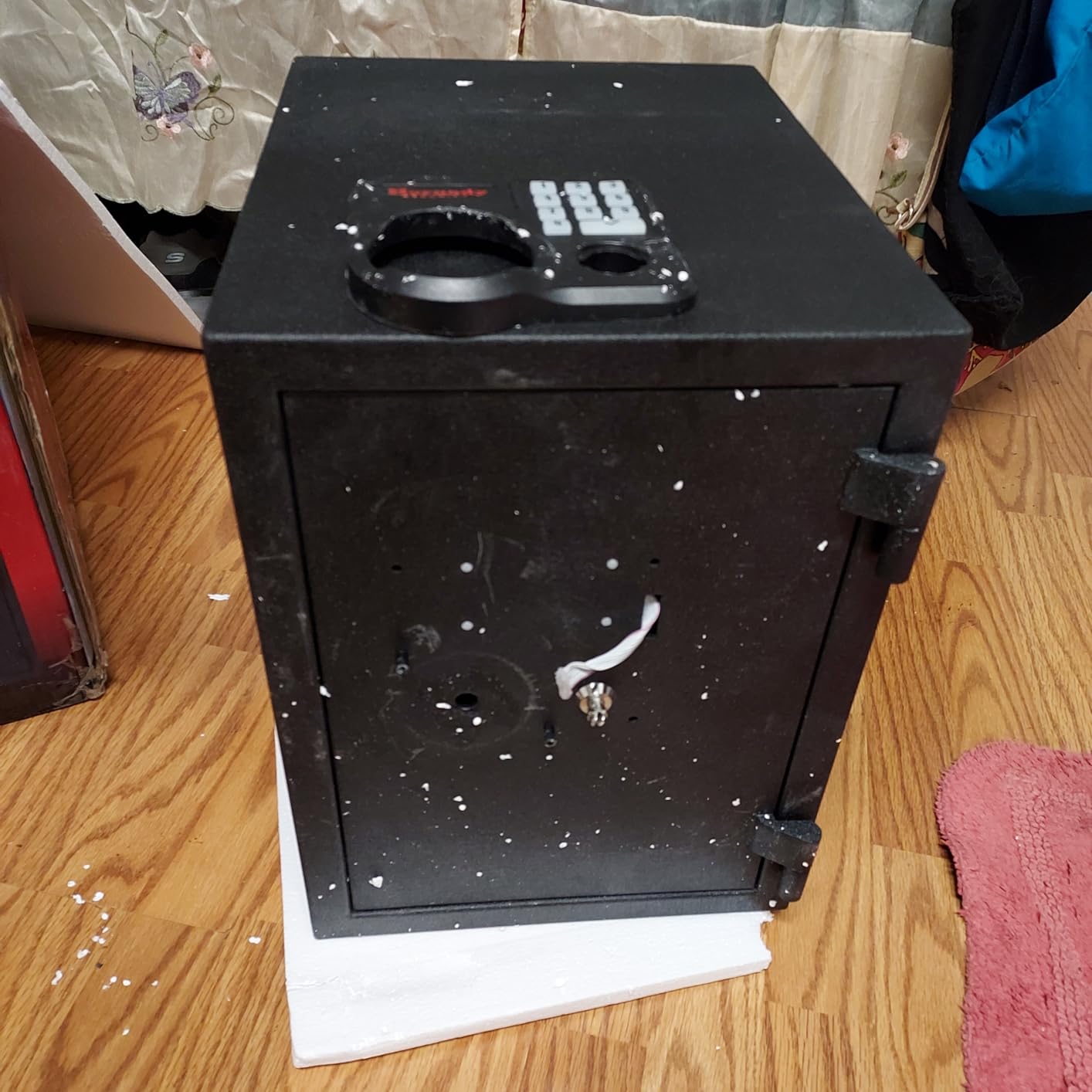 Hornady Fireproof Safe for Guns and Valuables with Keypad Entry - Secure Your Firearms, Cash, Documents, Jewelry and More - 4-6 Digital Keypad Entry, Interior Light and Backup Key - Item 95407 customer photo 1