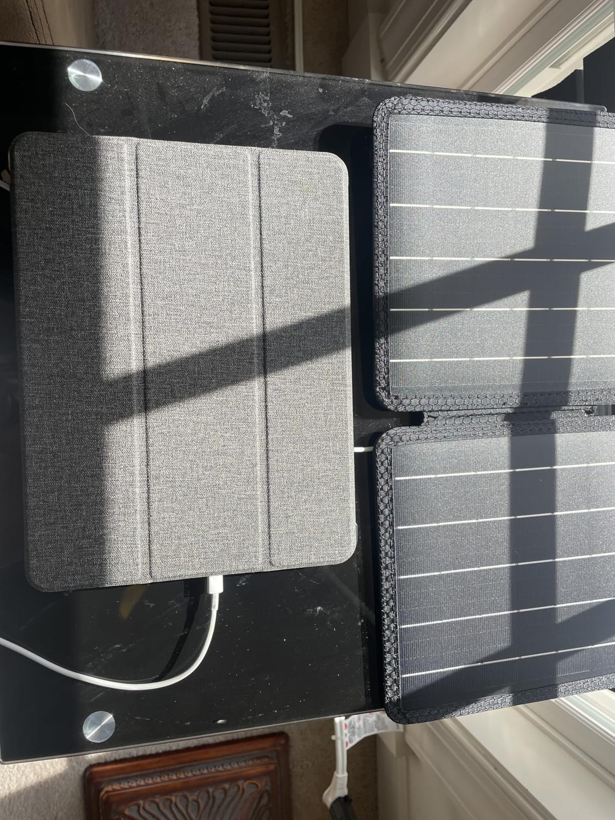 BLAVOR 10W Portable Solar Charger (5V/2A Max), Small Foldable Solar Panel customer photo 1