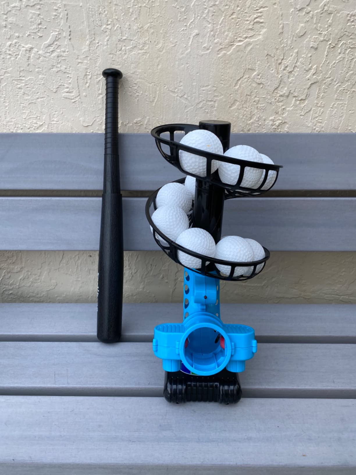 Furlihong 380BH Baseball Pitching Machine for Kids and Beginner customer photo 1