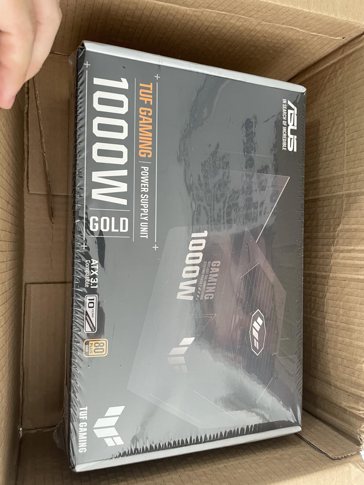 ASUS TUF Gaming 1000W Gold Power Supply customer photo 2
