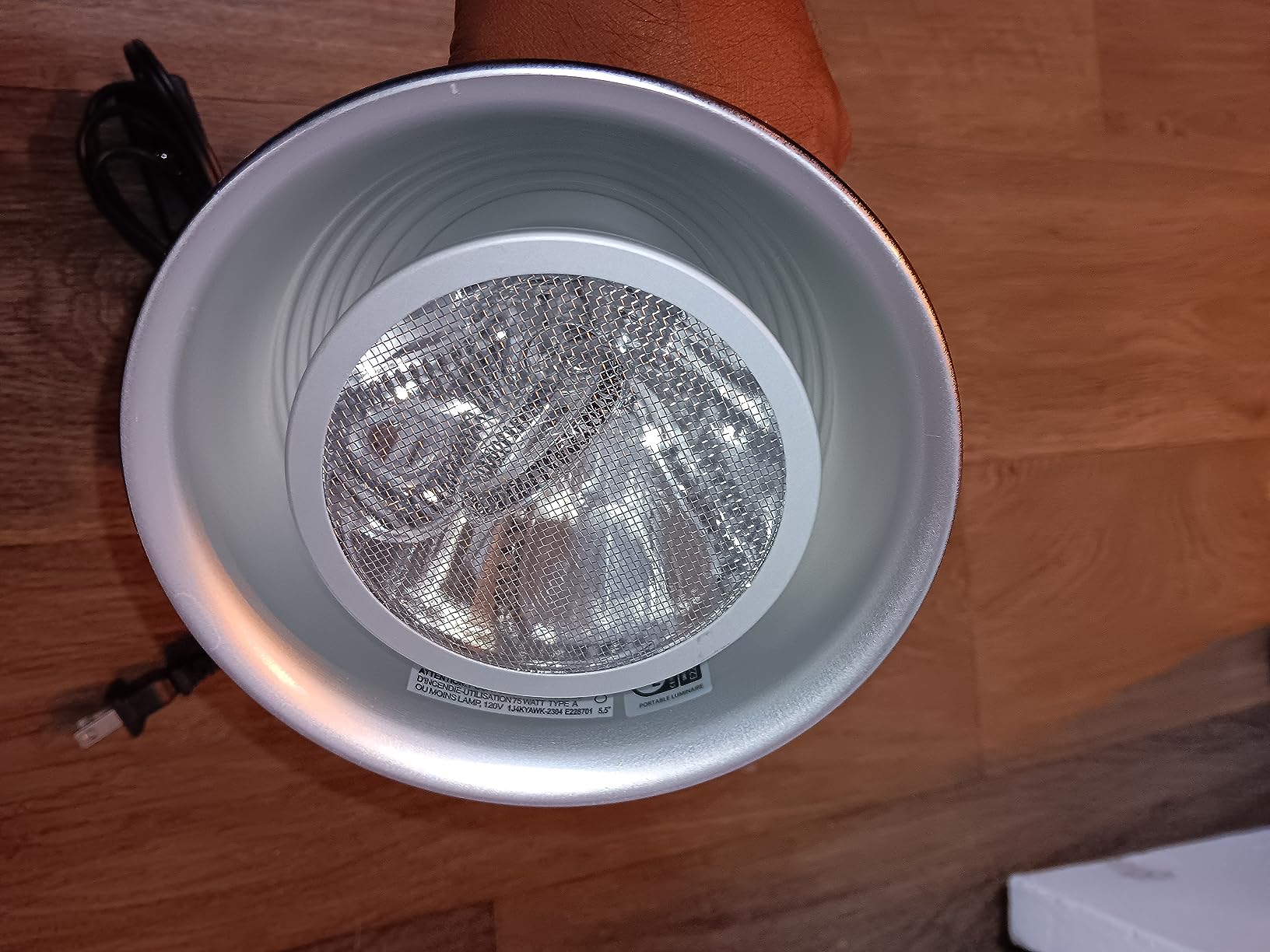 Fluker's Deep Thermal Heat Lamp for Reptiles with Carbon Infrared Technology, for All Reptile Tanks, Great for Basking, 75 Watt customer photo 1