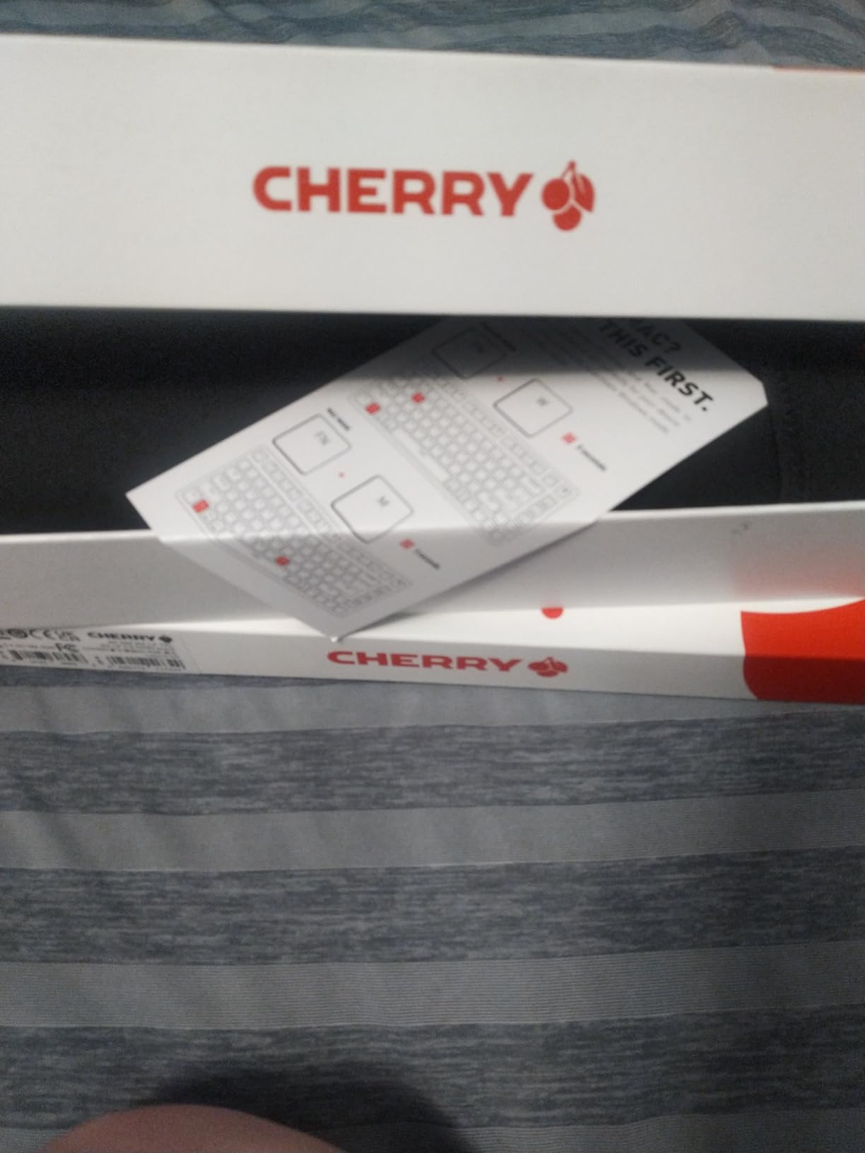 Cherry KW X ULP, Ultra Low Profile Mechanical Keyboard, Wireless Multi-Device Keyboard for up to 4 Devices, Bluetooth, 2.4 GHz & Wired Mode, Backlit, Black (Full Size) customer photo 1