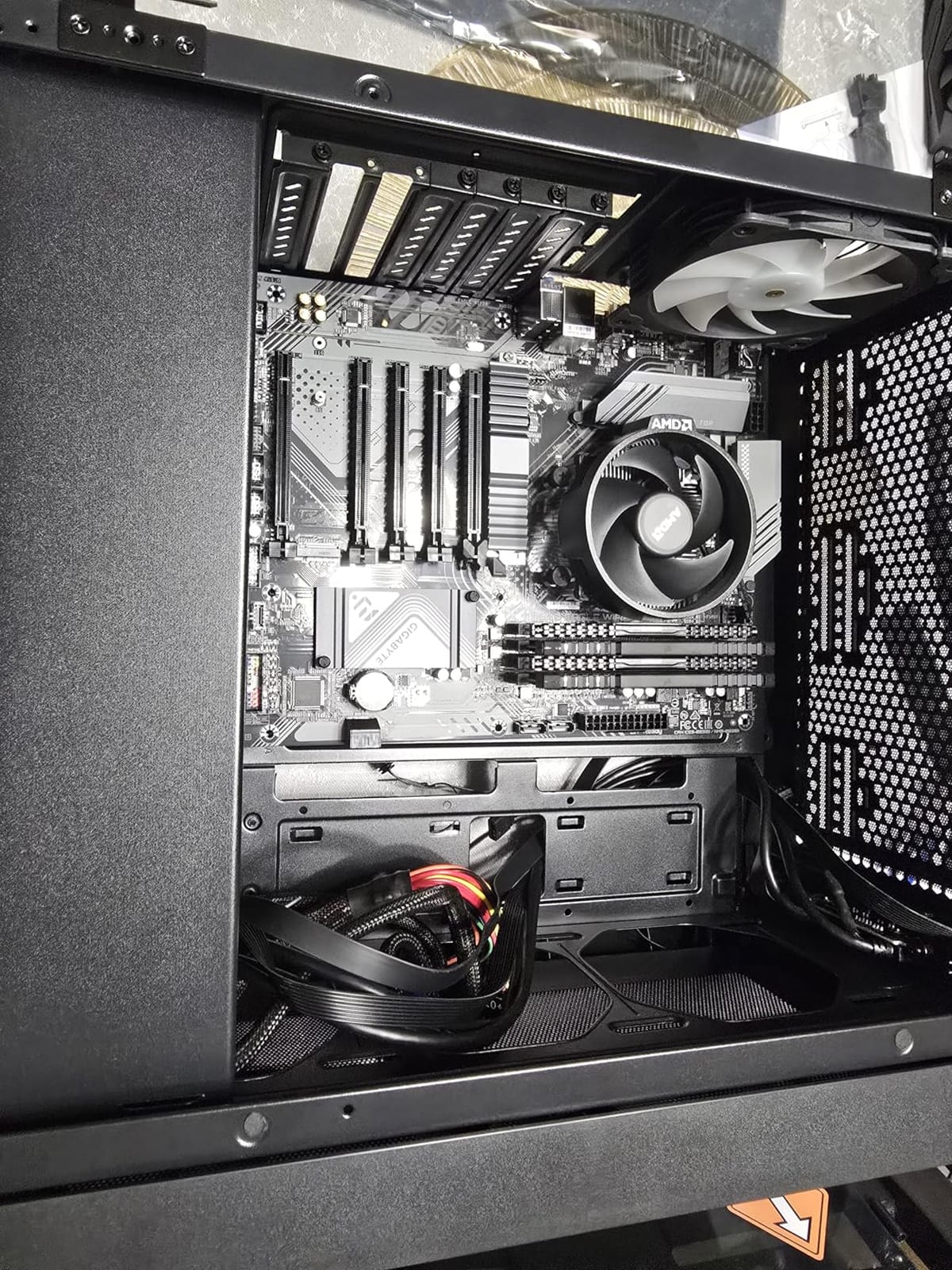 Vetroo White AL800 Mid Tower ATX Gaming PC Computer Case customer photo 2