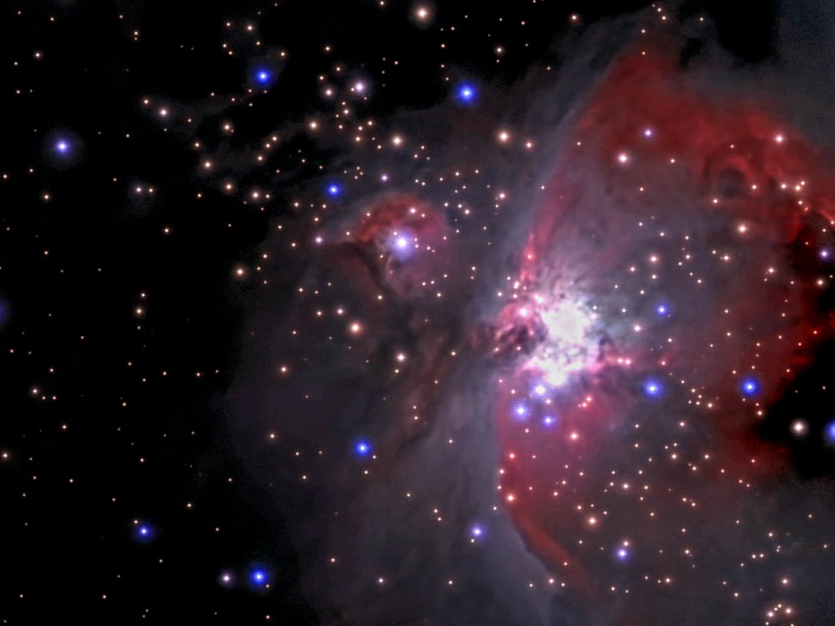 Odyssey - UNISTELLAR Smart Telescope (no Eyepiece), 85mm f/3.9 (320mm) Digital & Computerized, App-Controlled Motorized Alt-Az, Enhanced Vision, RAW/FITS Export, 64GB, Tripod, 5h Battery (Black) customer photo 2