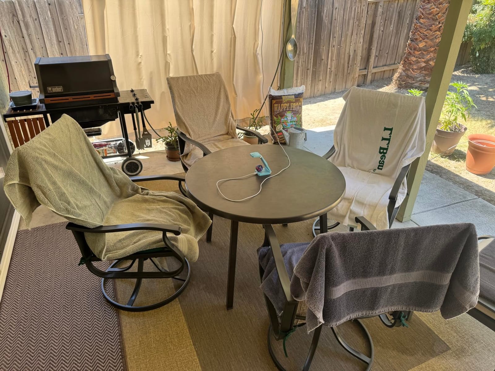 Patio Swivel Chairs Set of 2, Outdoor Rocking Dining Chairs with High Back customer photo 2