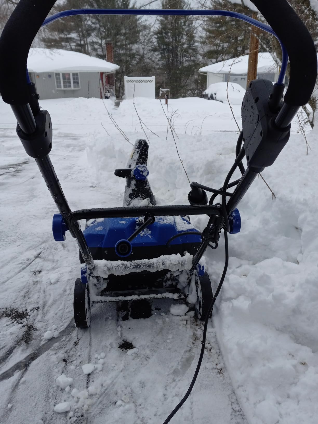 Westinghouse WSnow20 Corded Snow Blower 20 Inch, Steel Auger, Dual LED Lights, 1800 Watt Motor, Electric Snow Blower with 25ft Throwing Distance, Plows 680lbs/min, Adjustable Chute customer photo 2