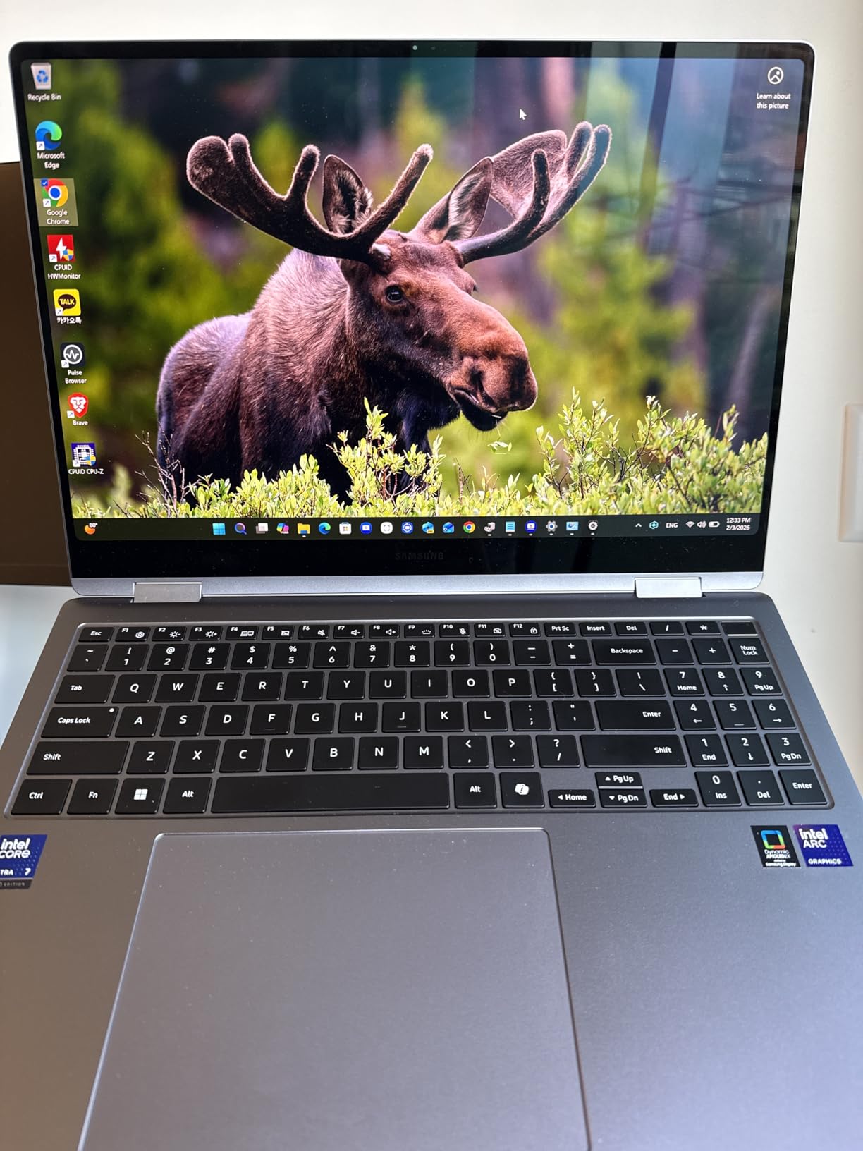 Samsung 16” Galaxy Book5 Pro 360 Copilot+ PC, AI Business Laptop, Windows 11 Pro, Intel Core Ultra 7 Processor 258V, 3K AMOLED Touchscreen, 32GB / 1TB, 120HZ, 2025 Model NP964QHA-KG2US, Gray customer photo 2