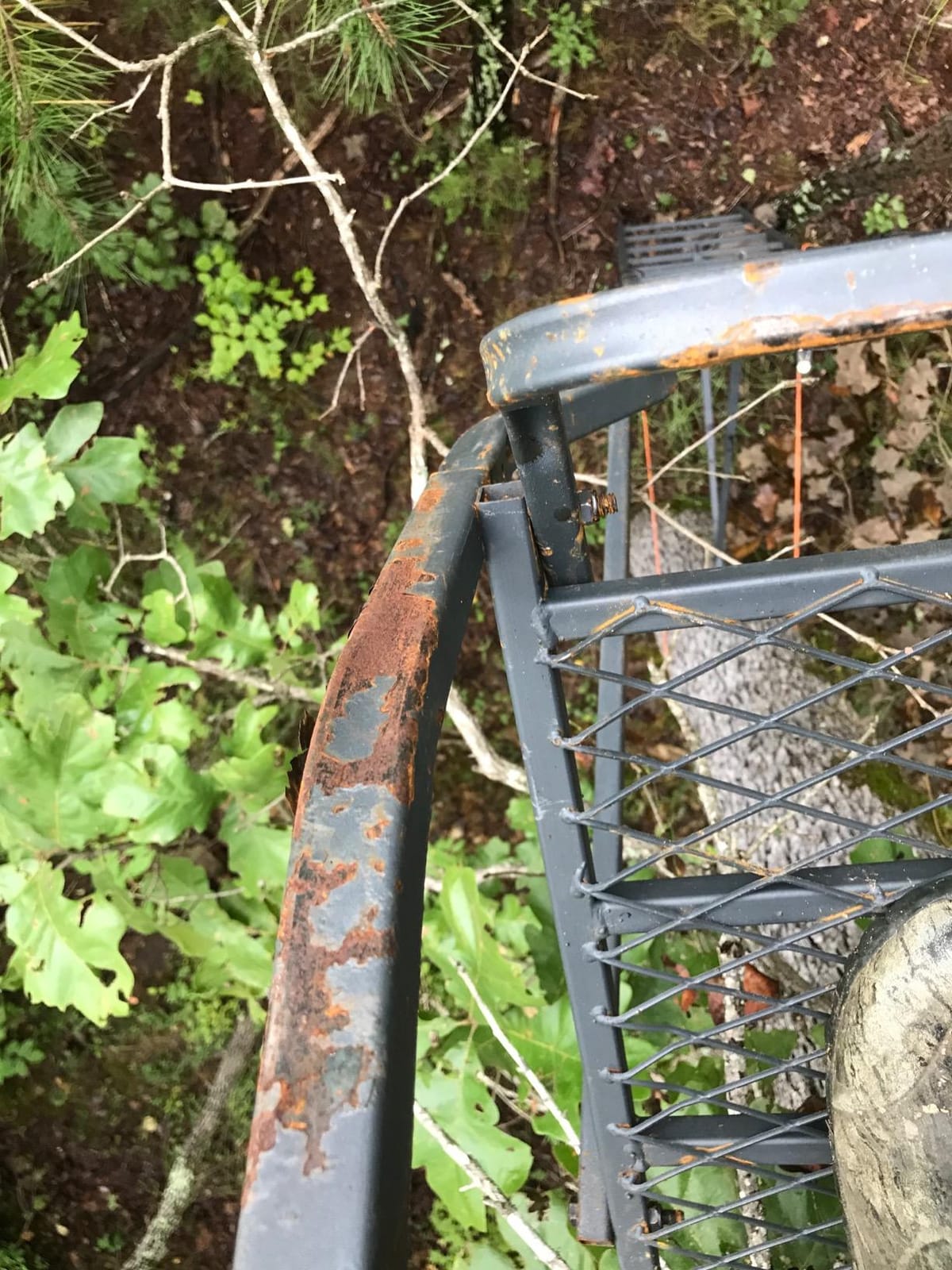 Guide Gear 18’ Jumbo Ladder Tree Stand for Hunting with Seat and Shooting Rest, Deer Hunting Accessories customer photo 2