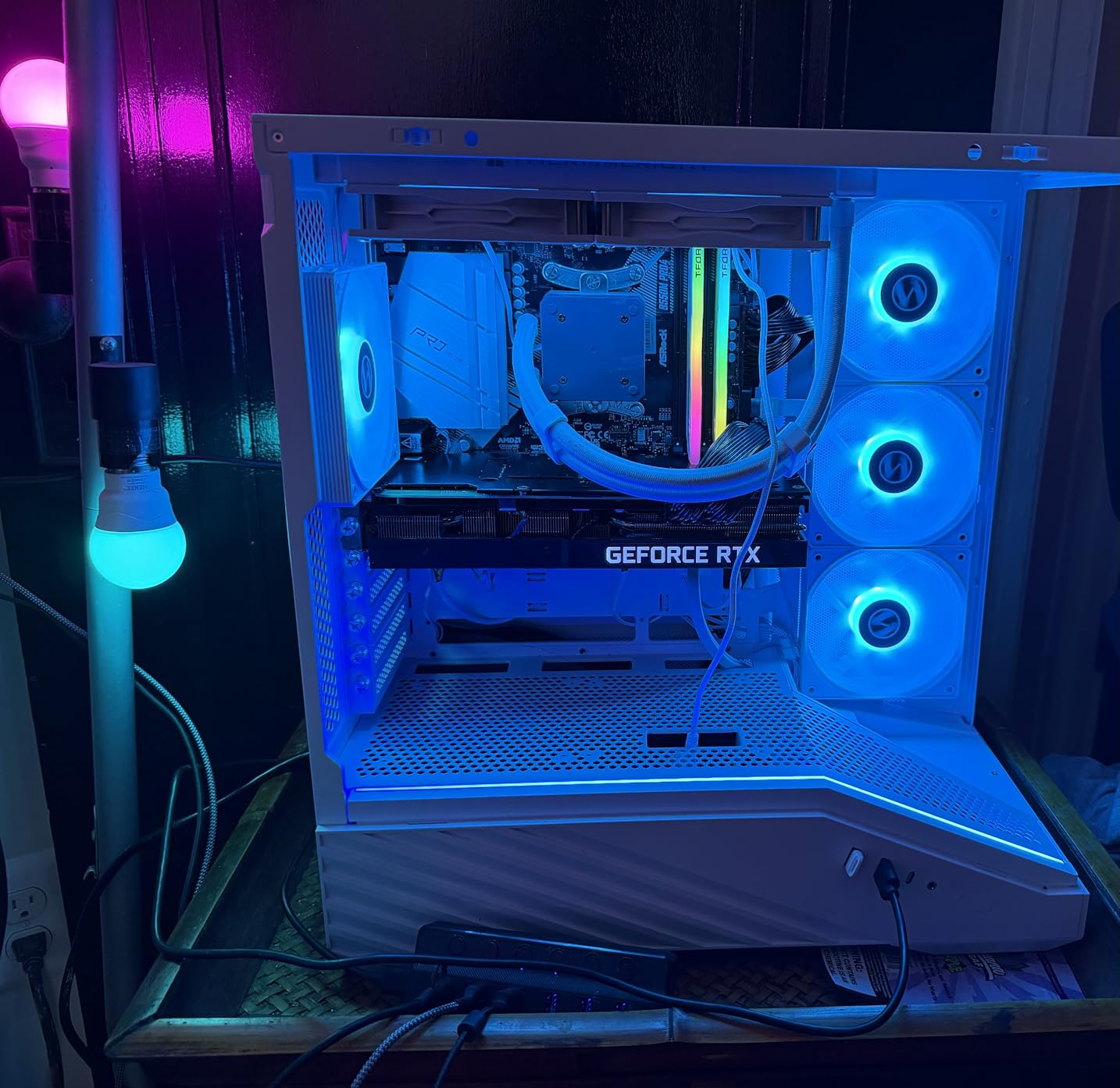 Lian Li V100-ATX Mid-Tower PC Case-Black-V100RX customer photo 2