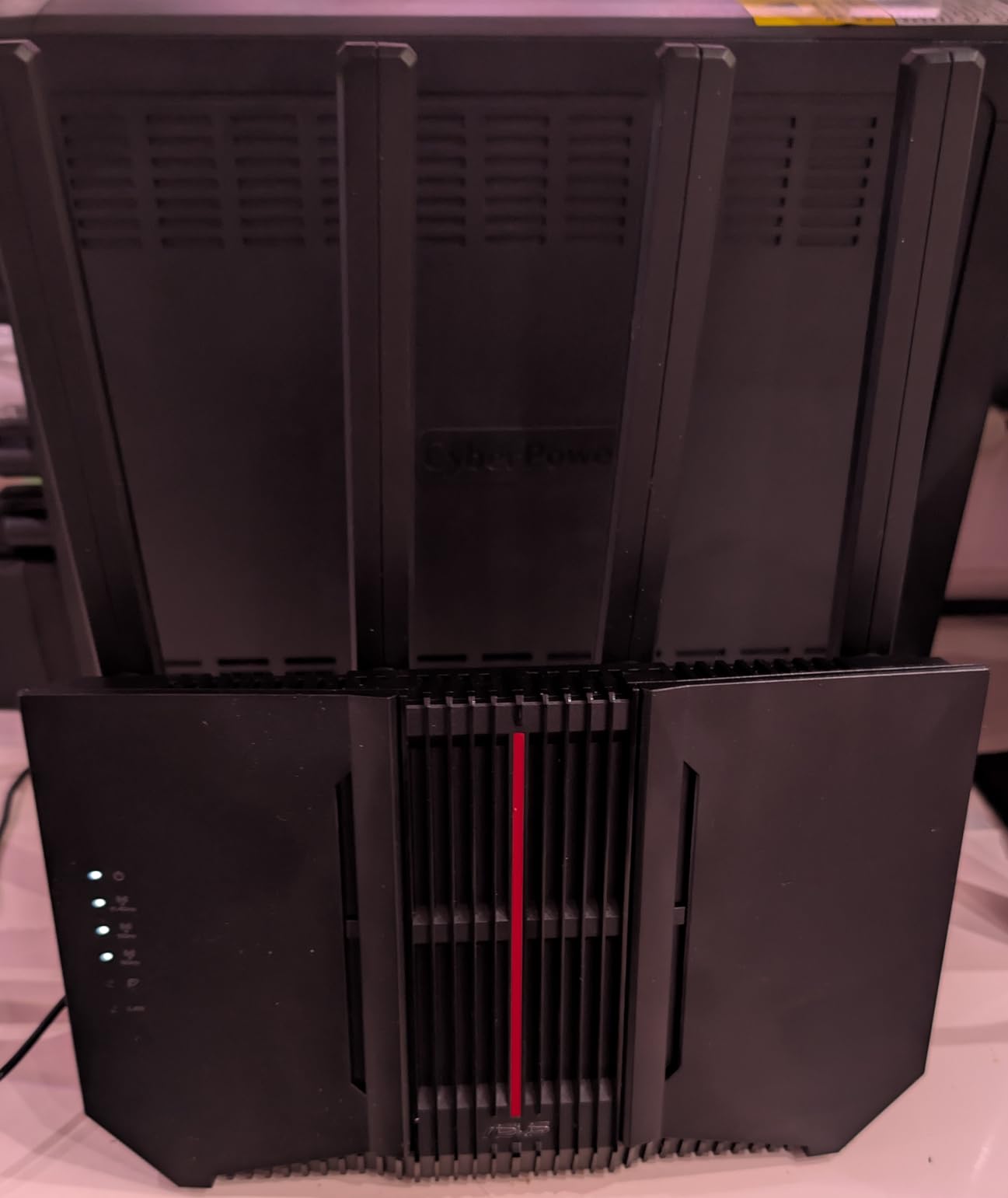 ASUS RT-BE9700 WiFi 7 Router - Tri-Band (6GHz), 9.7 Gbps, x2 WAN, Mesh customer photo 2