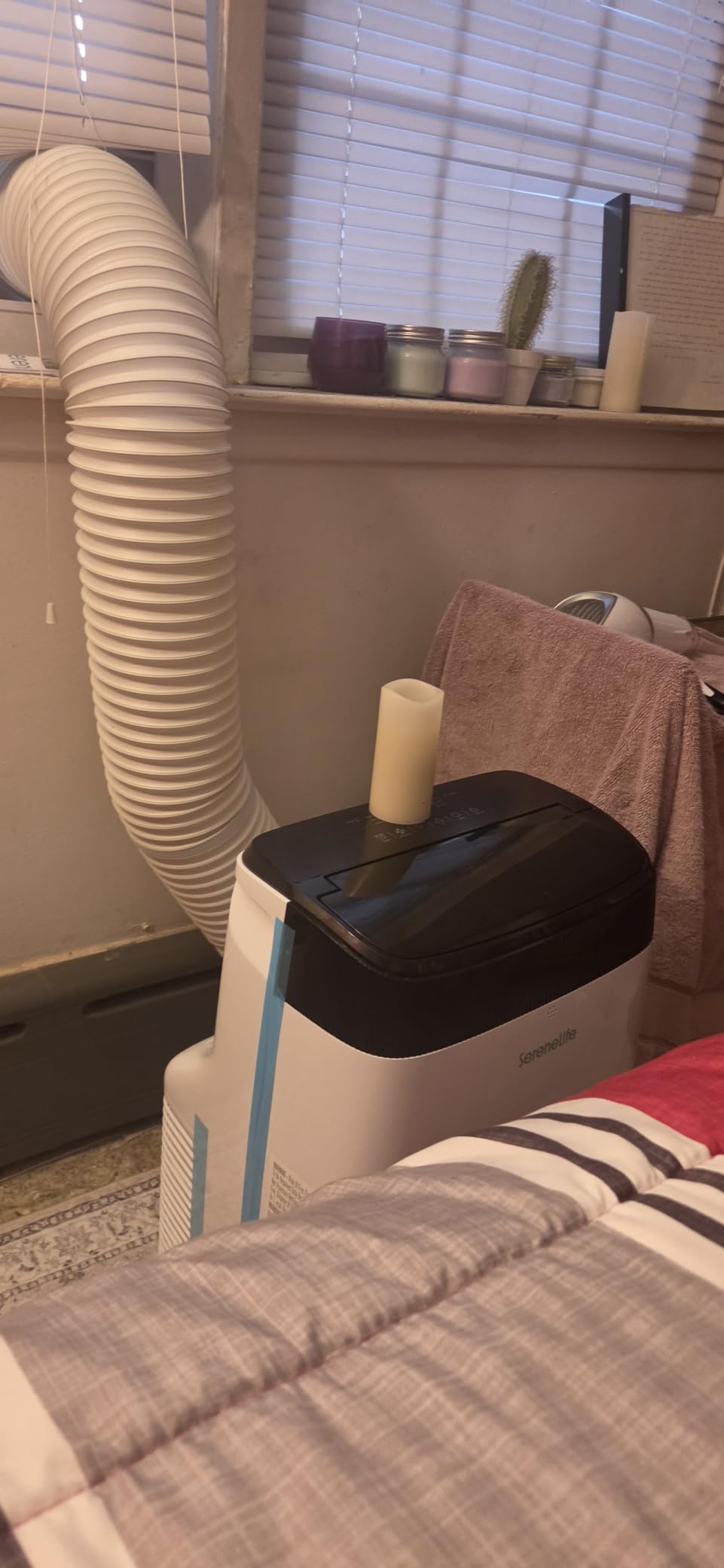 SereneLife 14,000 BTU Portable Air Conditioner with Dehumidifier, Heat, & Fan | Portable AC Unit for Wide Area Climate Control | Compact Standing Air Conditioner with Window Kit customer photo 2