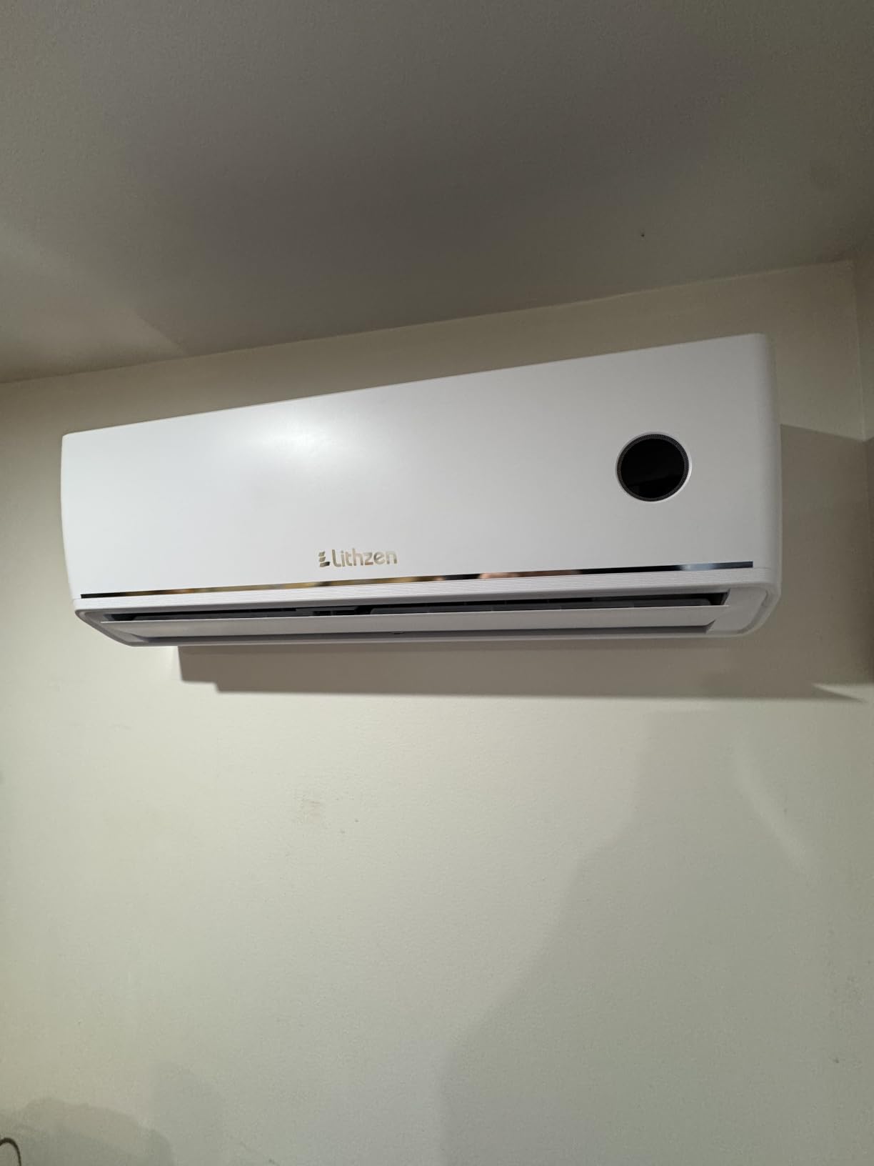 12000 BTU Mini Split AC/Heating System, 17 SEER2 115V customer photo 1
